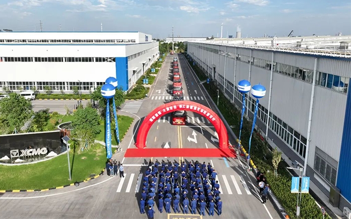 发车！100+云顶国际新能源电动叉车盛大交付