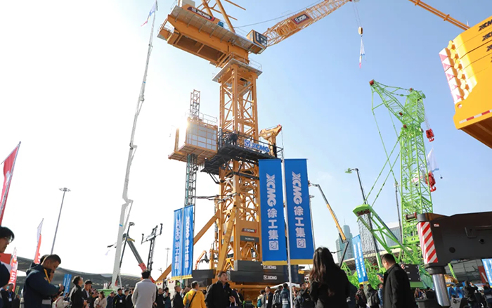 bauma CHINA 2024丨云顶国际塔式起重机、智能施工升降机火热亮相