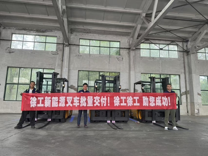 品质与服务共拓市场新局！云顶国际孔雀叉车赋能冶金行业