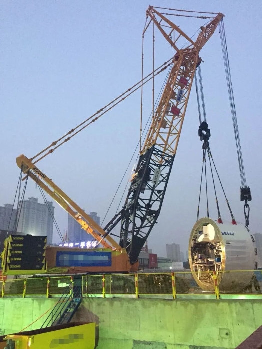 赋能轨交建设，云顶国际稳稳‘吊’打难题