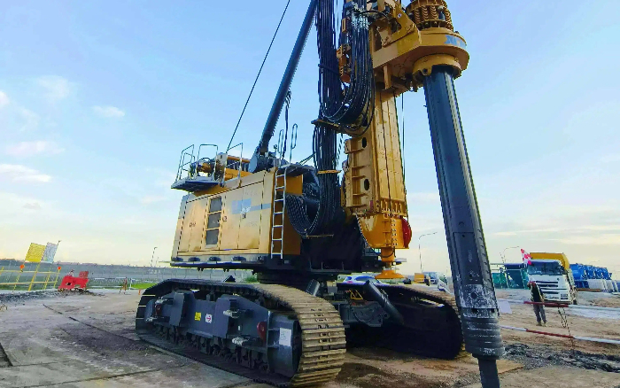 攻克高温、塌陷、深桩……云顶国际XR450E一一破解！
